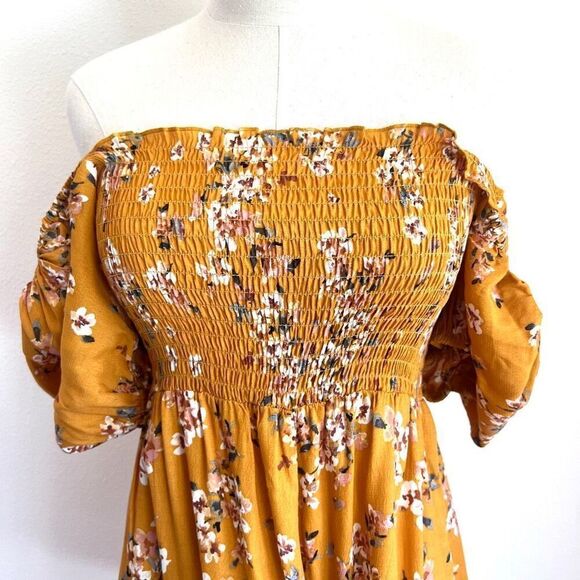 Flynn Skye Justine Romper Mustard Floral Puff Sleeve Square Neck Size Small No F - Picture 9 of 11